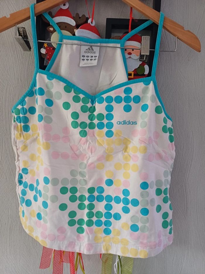 Débardeur adidas
Taille 42