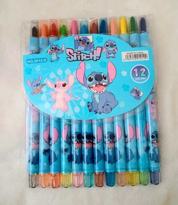 Pochette de feutres stitch neuve