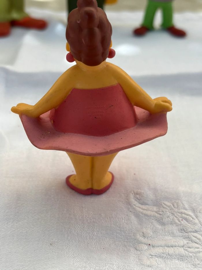 Figurine Tina Ballerina - Les Simpson - photo numéro 2
