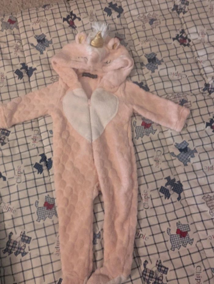 Pyjama combi polaire 68 cm