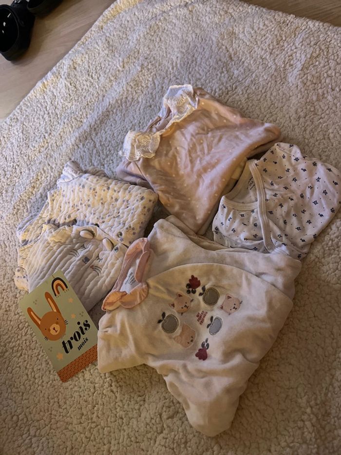 Lot de vêtements manches longues 3 mois fille - photo numéro 2