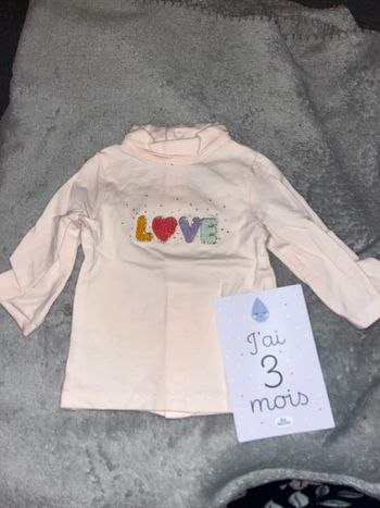 Tee shirt col roulé manche longue love Kiabi