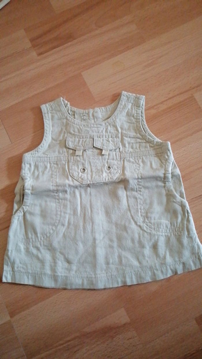 Robe beige 6 mois