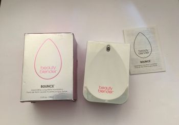 Fond de teint Beauty Blender neuf