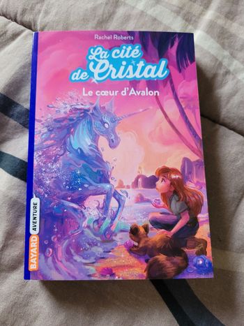 livre la cité de cristal le cœur d'avalon (3e)
