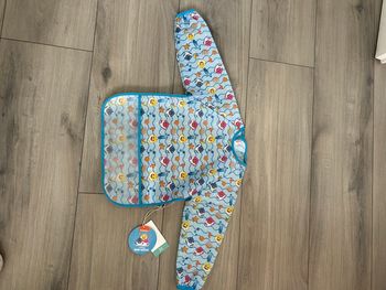 Tablier de peinture baby shark T 1-2 ans Neuf