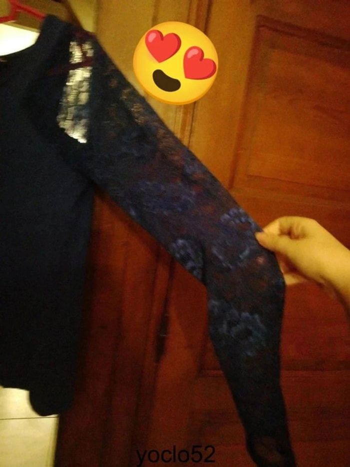 T-shirt bleu manches en dentelle taille M/38 - photo numéro 8