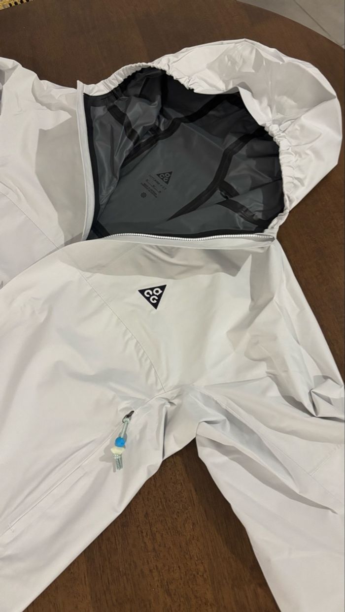 Veste Nike ACG Storm fit Cascade Rains - photo numéro 10