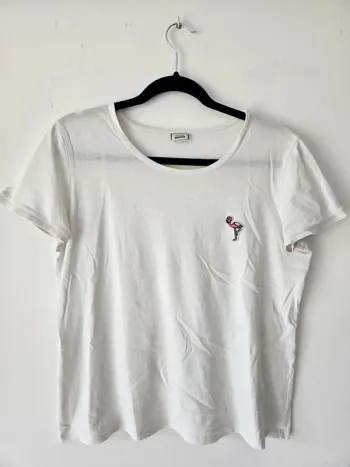 T-shirt blanc basique avec broderie flamant rose Pimkie taille 38/M