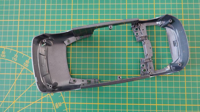 Carcasse carrosserie pièce miniature Peugeot 307 CC Solido miniature 1/18 1/18e 1/18eme #B71 - photo numéro 2