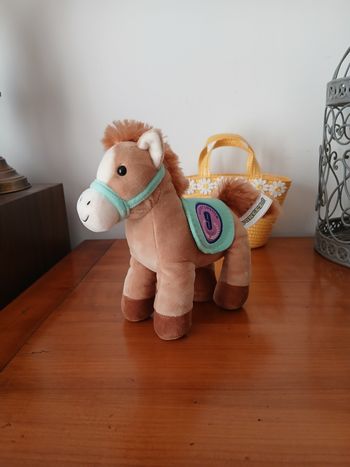 Poneez: Doudou-Peluche Poney avec bruit hennissement & galop