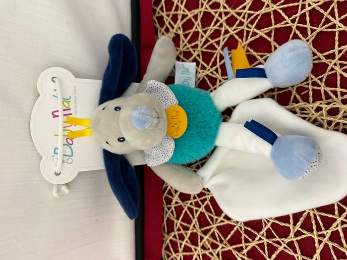 Doudou Chien Pépin mouchoir blanc BABY NAT