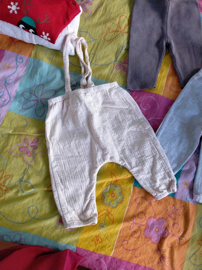 Lot 3 pantalons 6 mois - photo numéro 2