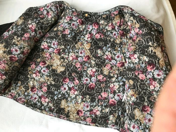 Gilet boléro ikks fleuris intérieur - photo numéro 2