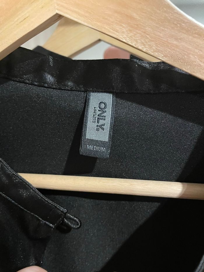 Chemise noire Only neuve - photo numéro 3