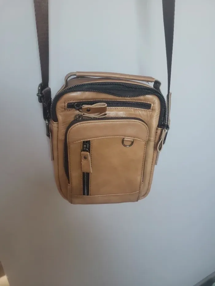 Sacoche en cuir - photo numéro 2