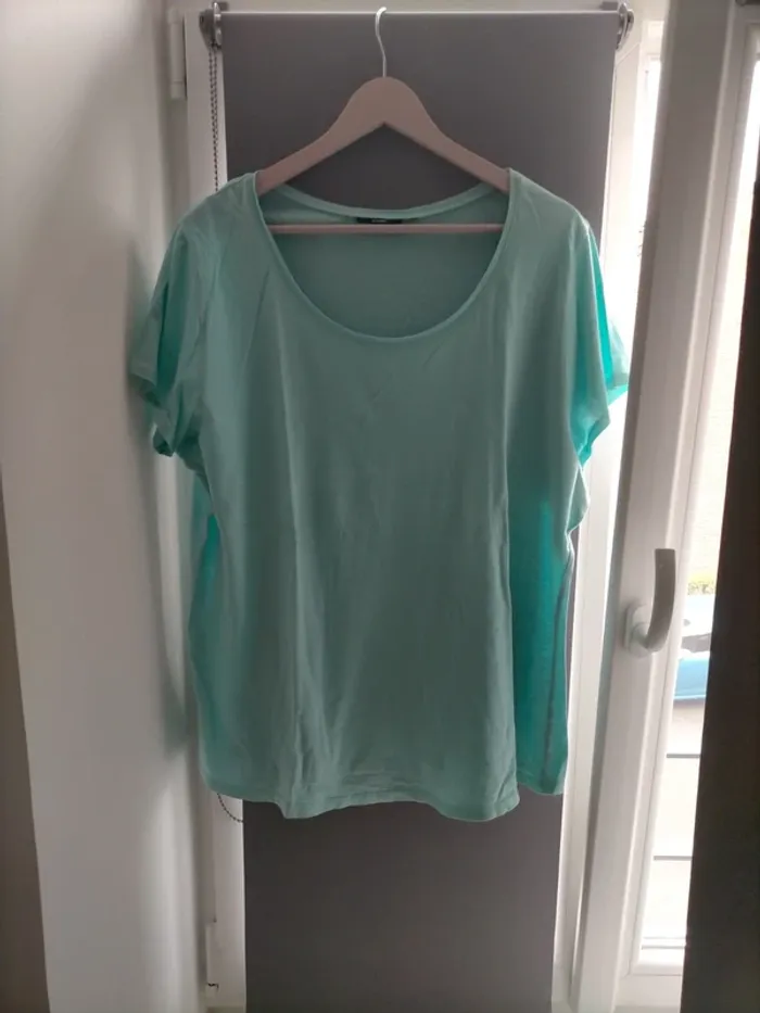 Tee shirt manches courtes