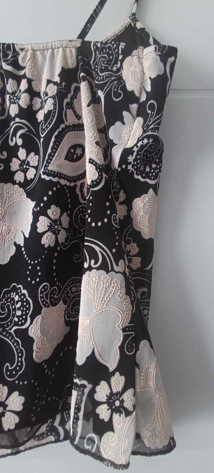 Haut court fleuri  sans manches à bretelles col V " Filles du Monde" Taille 4 - photo numéro 6