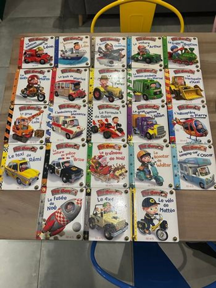 Lot de 23 livres P’tit Garçon du numéro 1 au 23 – Très bon état