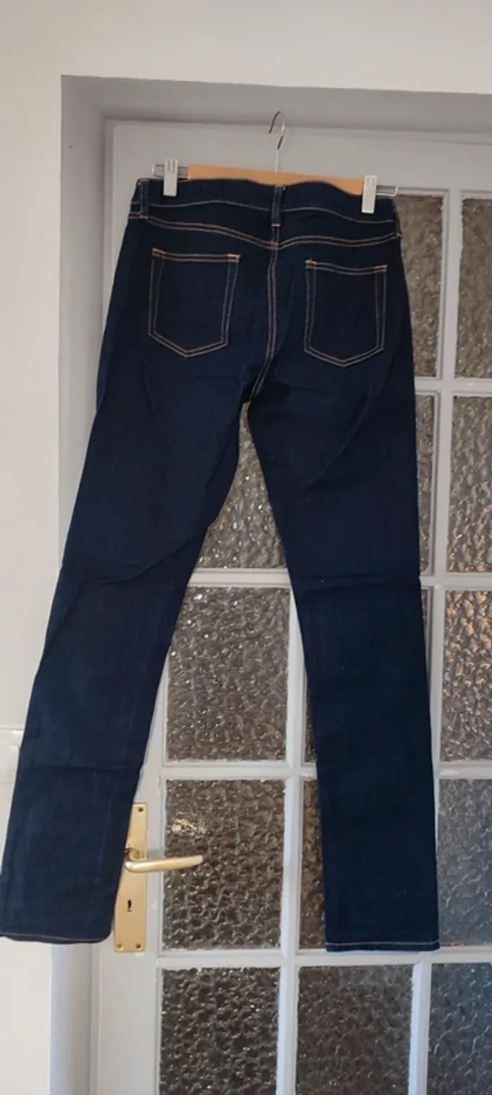 Jean brut Uniqlo 38 - photo numéro 4