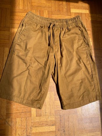 Short garçon moutarde neuf