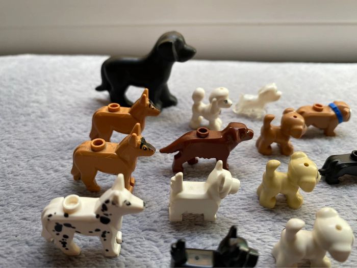 Lot de 22 chiens lego différents (dogs), plusieurs races de chiens - photo numéro 12