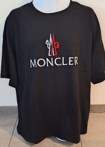 T shirt over size MONCLER taille XXL neuf