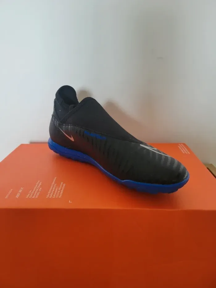 Nike Phantom T36 Terrain Synthétique 100% Authentique - photo numéro 3