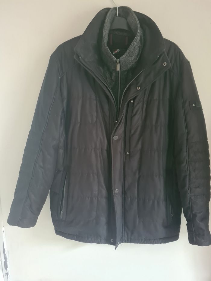 Blouson noir / Taille XL - photo numéro 2