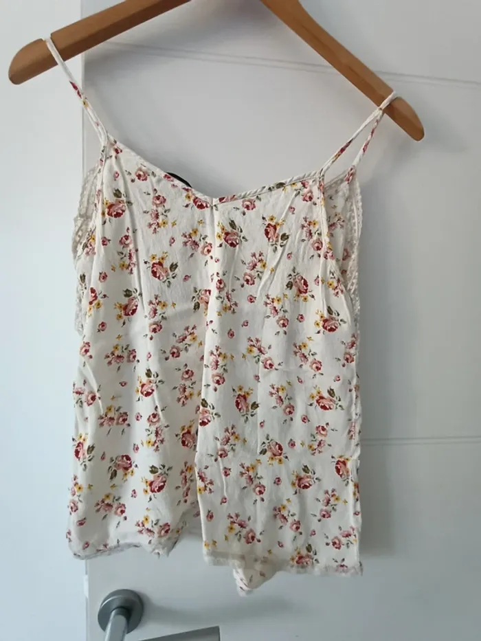 Top à bretelles fleuri Stradivarius - photo numéro 4