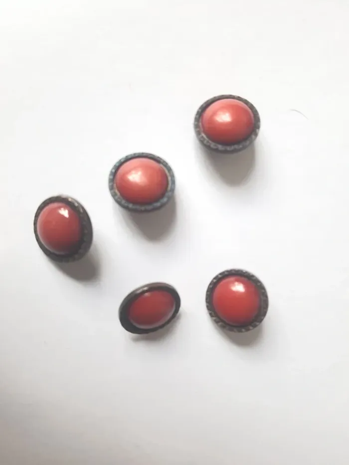 5 boutons