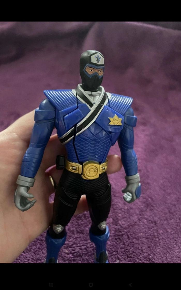 Figurine Power Rangers Bandai 2010 - photo numéro 3