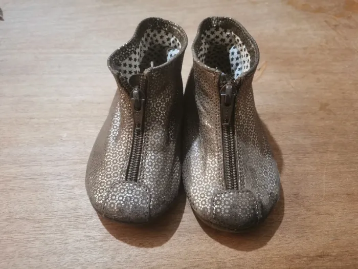 🌼 Chaussons Pom d’Api Mini Zip T23 – brillants, étoiles, confort & style ⭐ - photo numéro 2