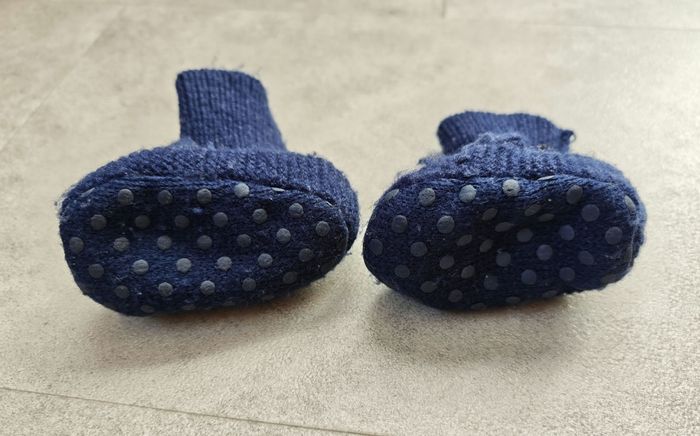 15-17 (6-12 mois) - chaussons chaussettes doublés polaire (C&A) - photo numéro 2