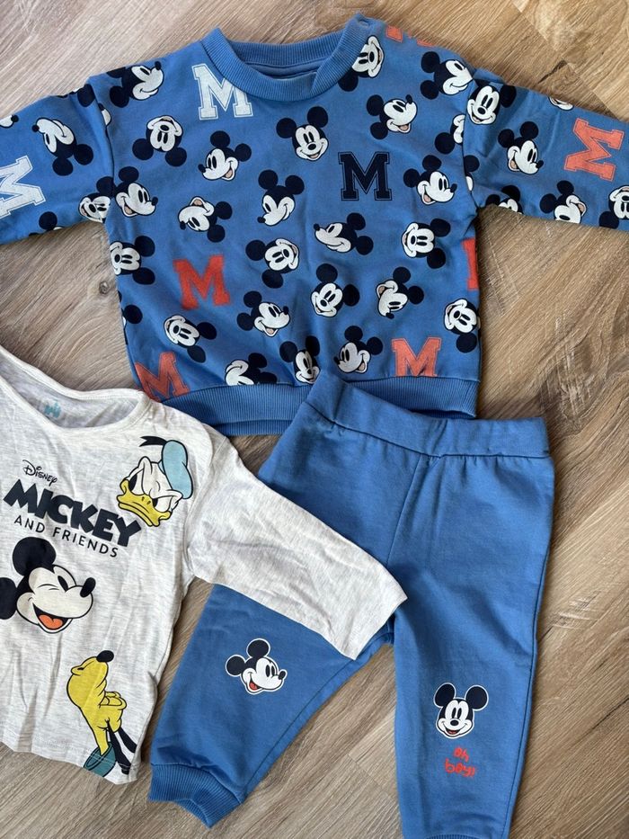 Ensemble pull + pantalon + t-shirt garçon taille 12 mois - photo numéro 2