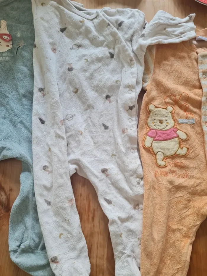 Lot de 3 pyjamas velours taille 12 mois - photo numéro 3
