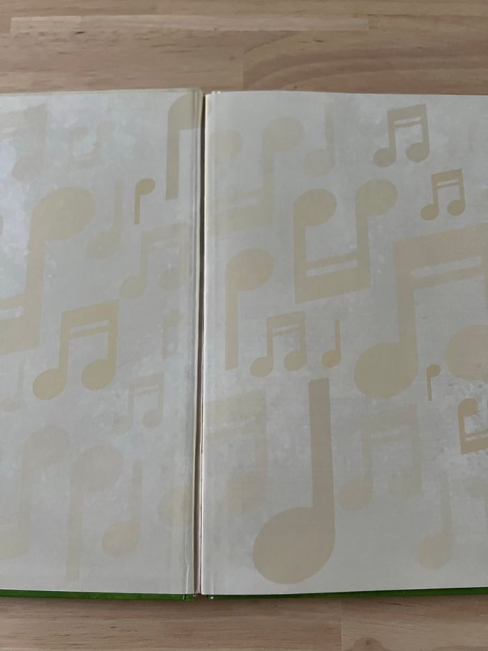 Livre Disney Audiocontes Magiques n°48 – Basil, Détective Privé – Bon État (Sans Figurines) - photo numéro 2