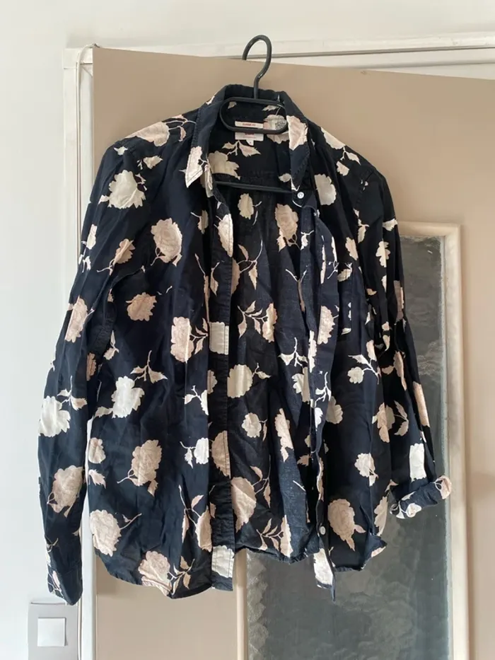 Chemise à fleurs