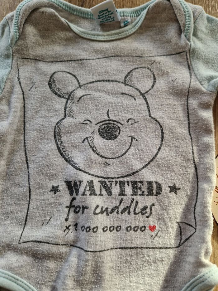 Body Bébé WINNIE L'OURSON - "Wanted for Cuddles" - photo numéro 2