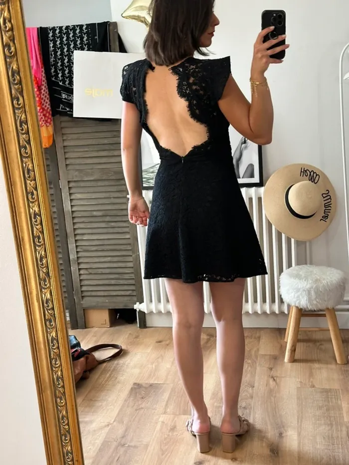 Robe Claudie Pierlot en dentelle noire taille 36 - photo numéro 3