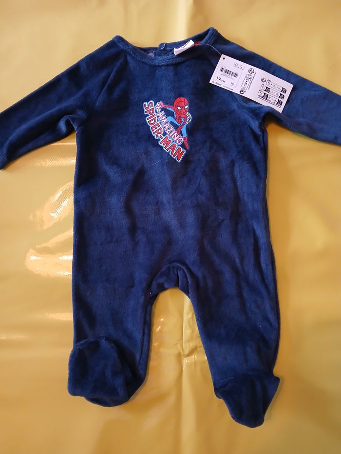 pyjama chaud en velours garcon spiderman marvel 3 mois