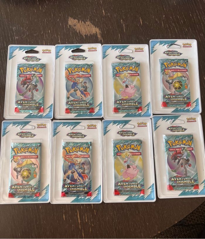 Boosters plastique ev9 Artset x2 (Pokémon, Aventures Ensemble)