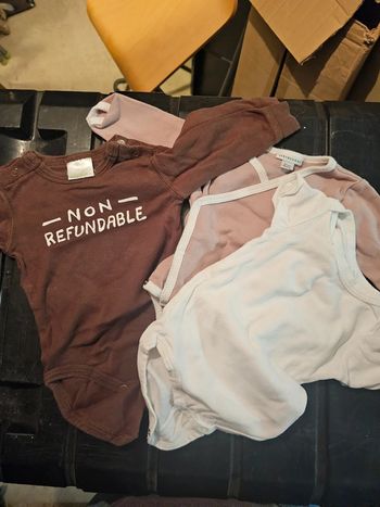 Lot body mixte 6 mois