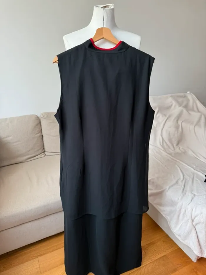 Jolie robe 48/4XL noire - photo numéro 4