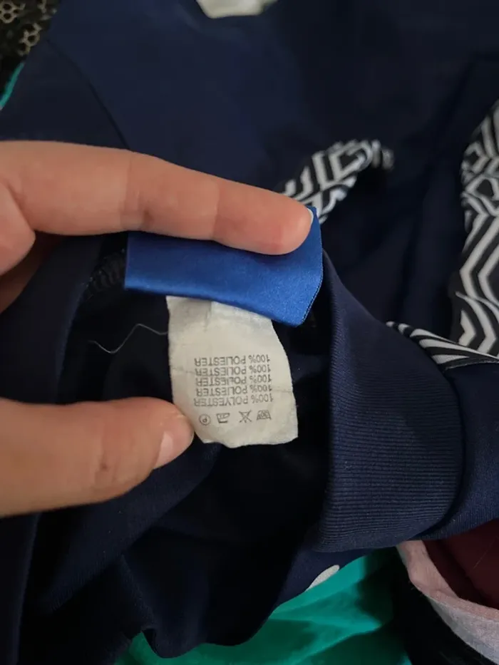 T-shirt vintage années 90 Umbro bleu marine taille S 🥏 - photo numéro 12