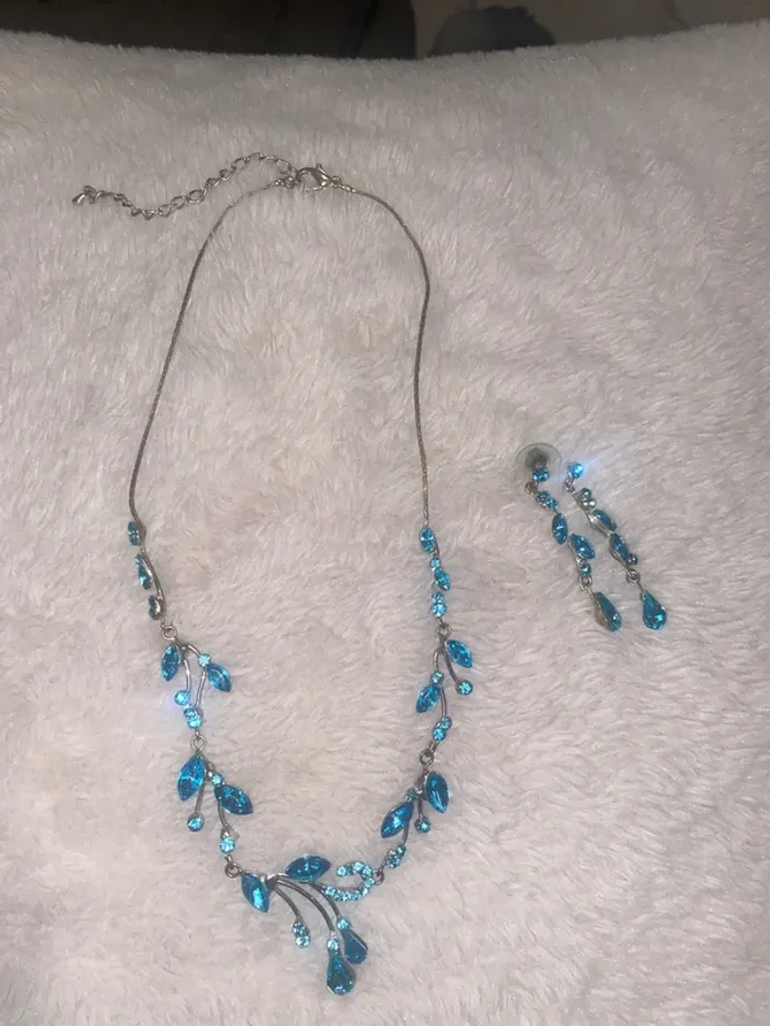 Parure de bijoux cristal bleu - photo numéro 8