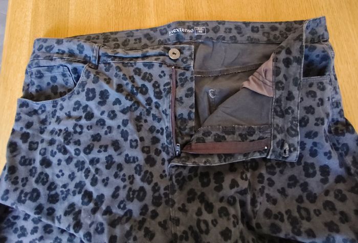 🌺 Pantalon léopard - aspect velours doux - In Extenso - T48 🌺 - photo numéro 5
