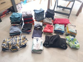 Lot de vêtements