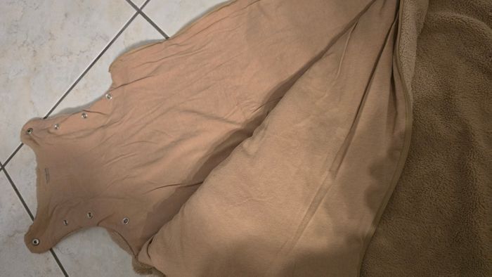 (fermeture de mon compte tres prochainement): 🥰 lot deux Gigoteuses chaudes 18/36mois 🥰😍 - photo numéro 10