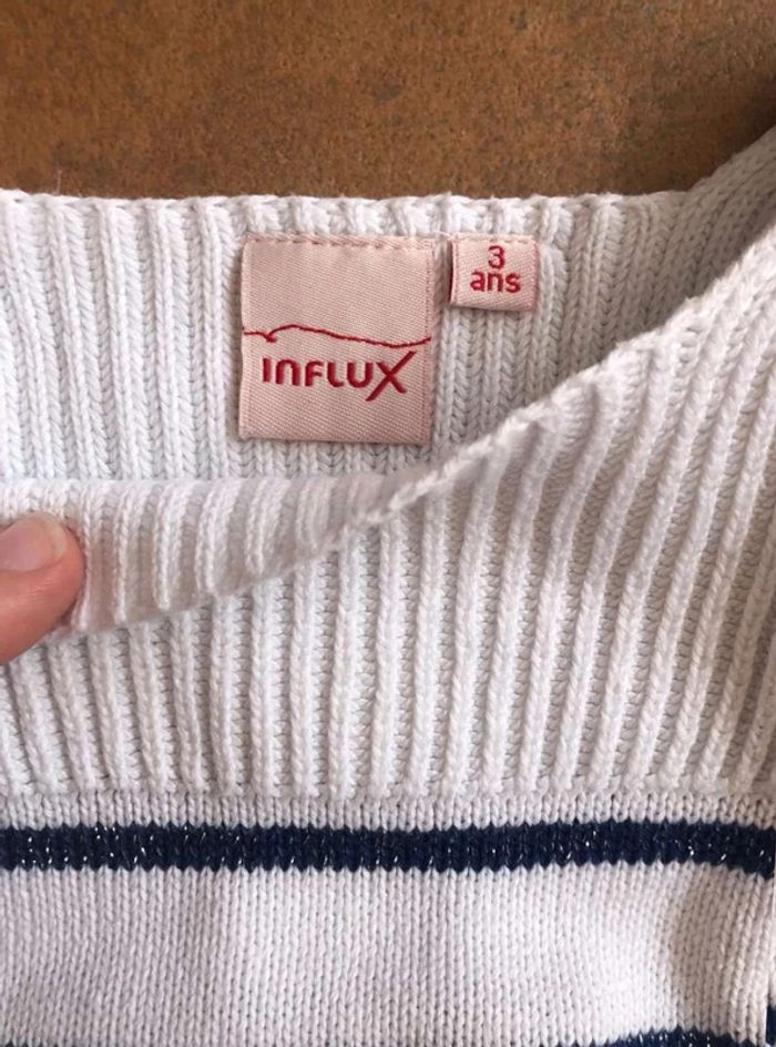 Pull fin  Influx  en  parfait état  (3ans) - photo numéro 2